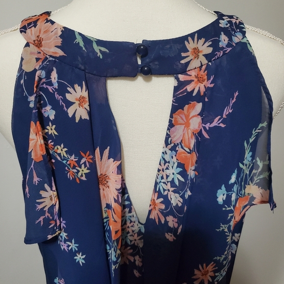 BCX Flowy Floral Dress with Necklace - Picture 5 of 10